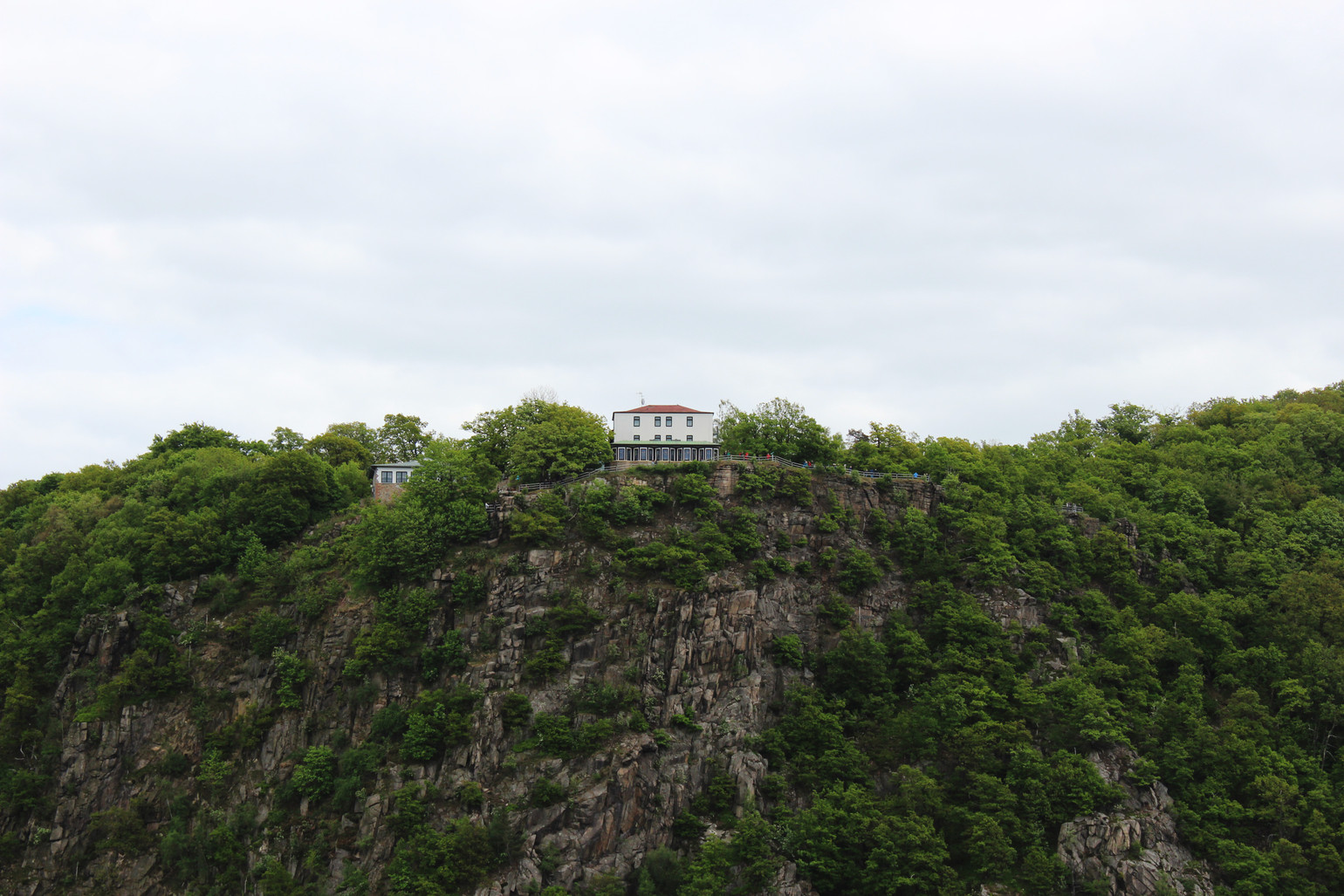 Blick auf den Hexentanzplatz im Harz Blick auf den Hexentanzplatz im Harz